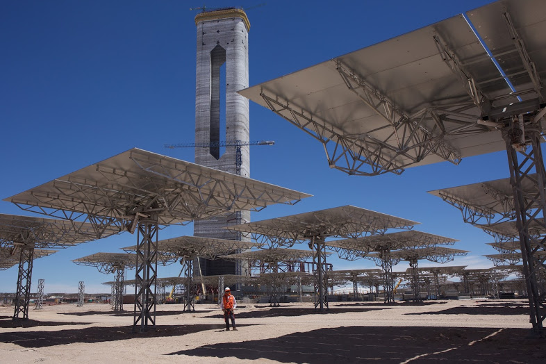 Abengoa-restarts-work-on-stalled-Chile-Concentrated-Solar-Power-project.jpg